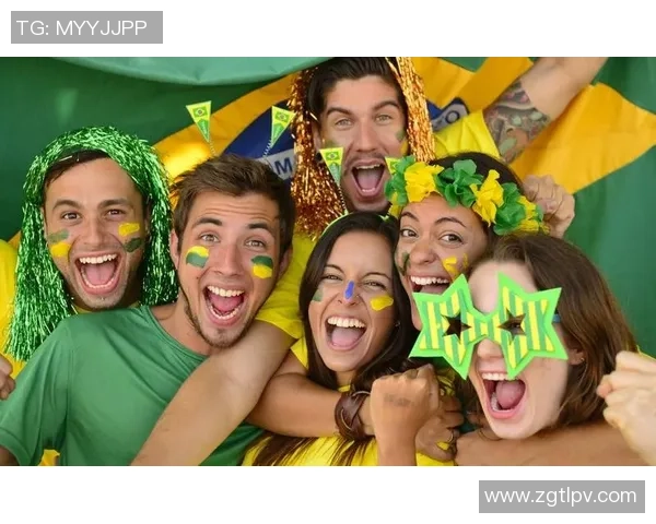 足球明星与球迷亲密互动瞬间精彩回顾珍贵照片分享